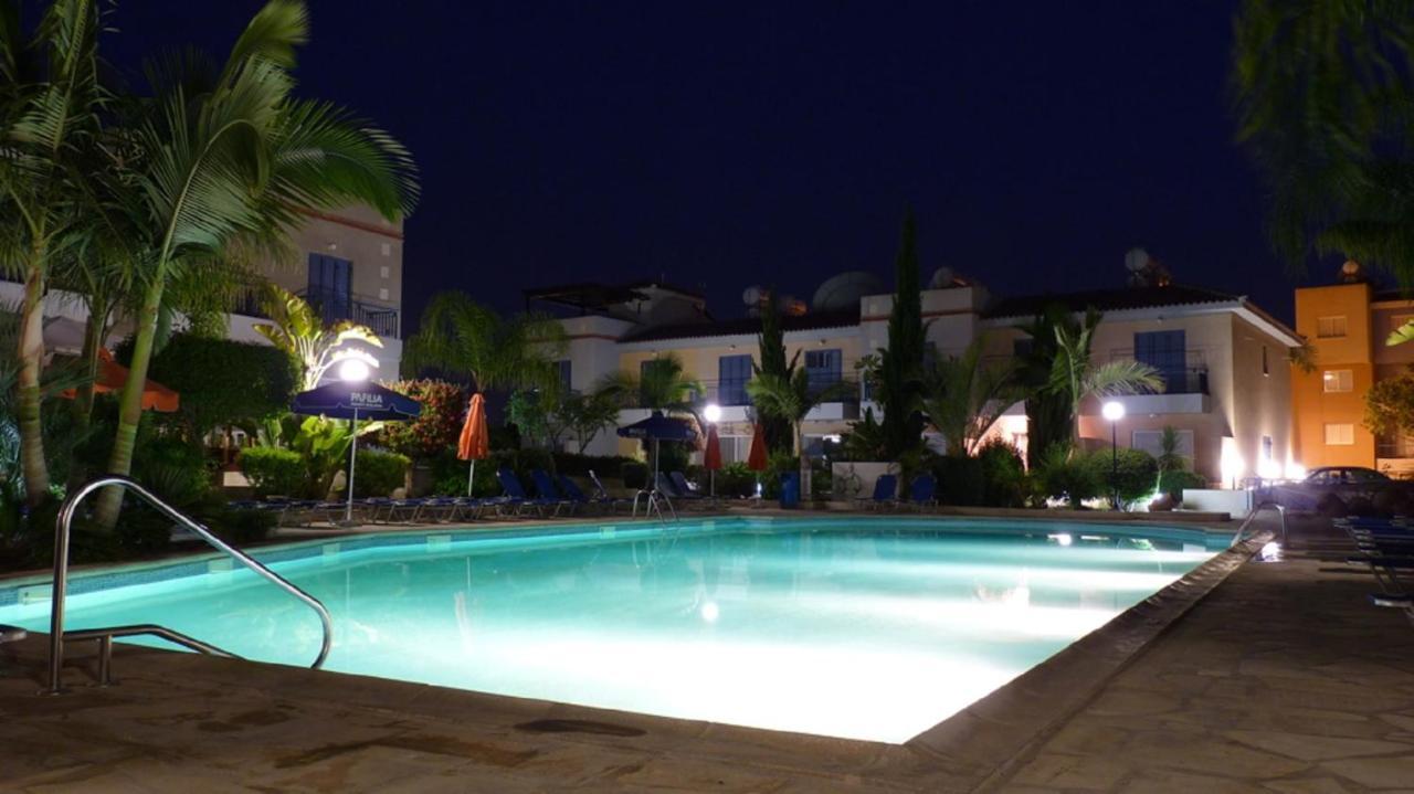 Maya'S Apartment - Complimentary Paphos Airport Transport Exterior foto
