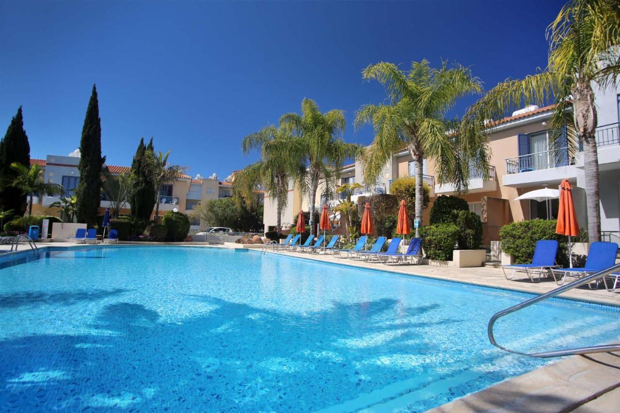 Maya'S Apartment - Complimentary Paphos Airport Transport Exterior foto