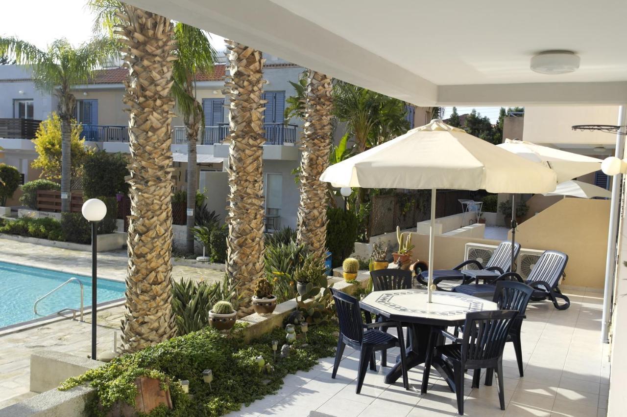 Maya'S Apartment - Complimentary Paphos Airport Transport Exterior foto