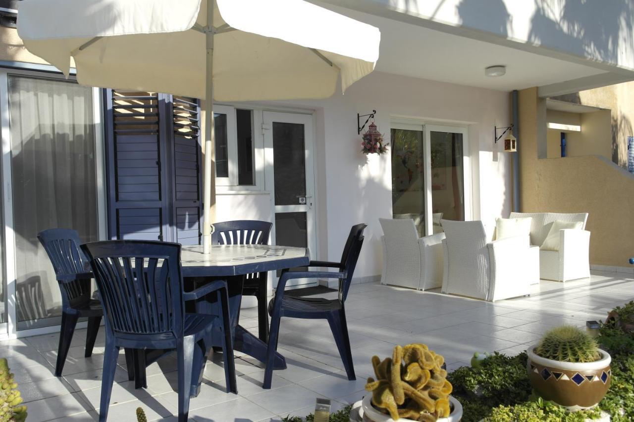 Maya'S Apartment - Complimentary Paphos Airport Transport Exterior foto