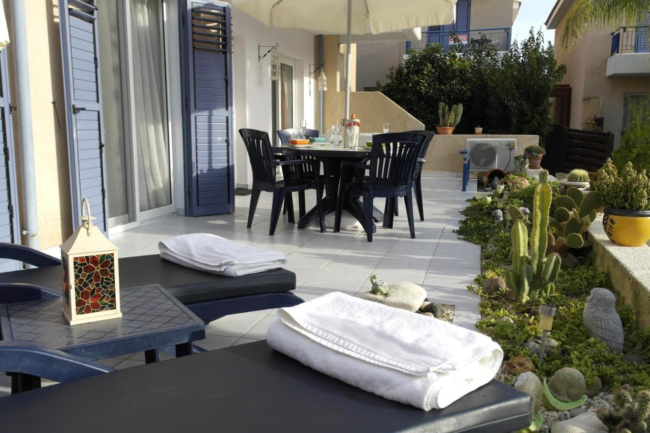Maya'S Apartment - Complimentary Paphos Airport Transport Exterior foto